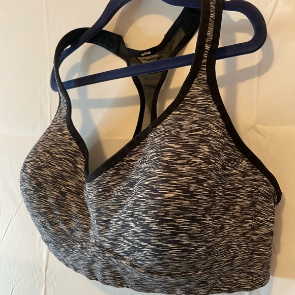 Lululemon speed up bra 8 - Picture 10 of 10